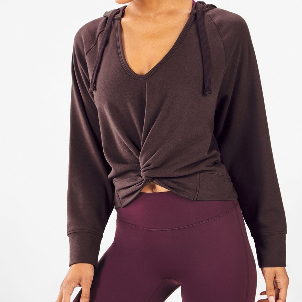 Sydney Twist Front Hoodie FABLETICS